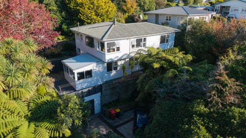 10 Court Road, Tawa, Wellington