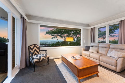 1/177 Glenfield Road, Hillcrest, Auckland