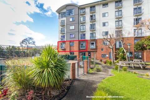 1A/10 Crown Lynn Place, New Lynn, Auckland
