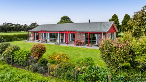 196 Mokau Road, Urenui, Urenui