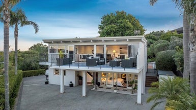 13 Callender Place, Shelly Park, Auckland