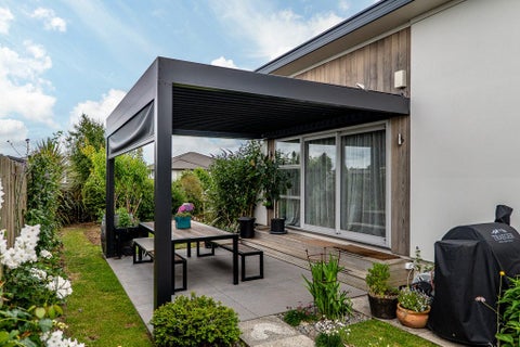 5 Kingsbridge West, Burwood, Christchurch