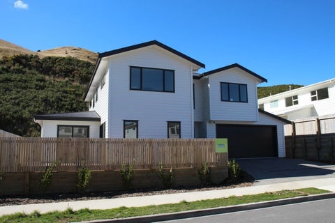 29 Farnworth Terrace, Churton Park, Wellington