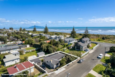 4 Kowhai Street, Otaki Beach, Otaki