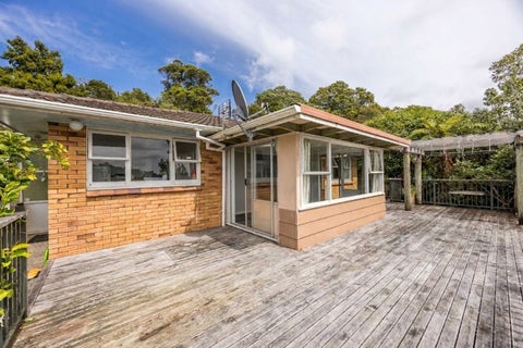 453 Scenic Drive, Waiatarua, Auckland