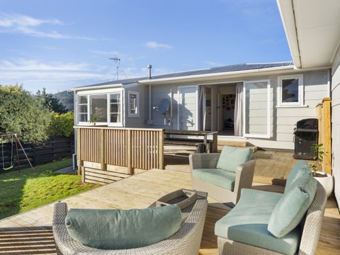 122 Holborn Drive, Stokes Valley, Lower Hutt