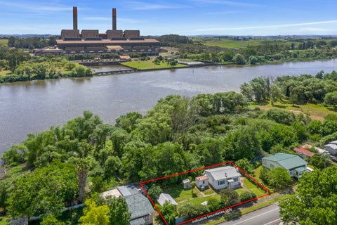 198 Great South Road, Huntly