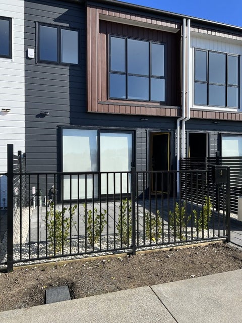 5 Aramata Road, Papakura, Papakura