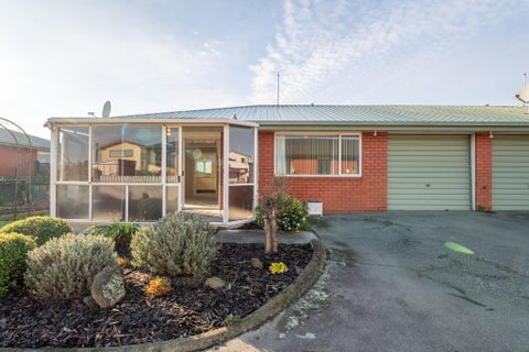 2/125 North Street, Seaview, Timaru