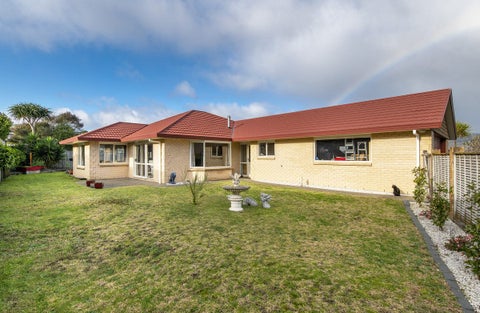 29 Leanne Way, Waikanae Beach, Waikanae