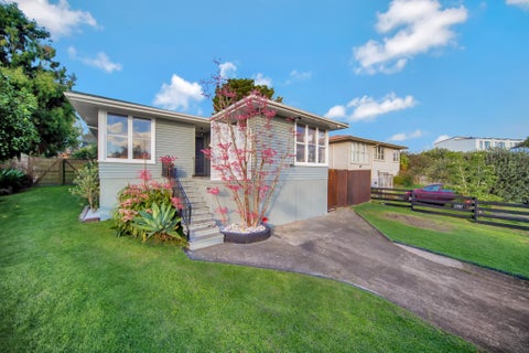 8 Farringdon Street, Glen Innes, Auckland