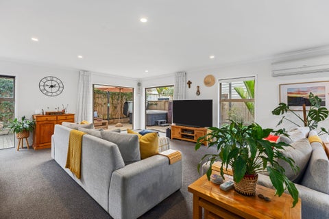 246C Papamoa Beach Road, Papamoa Beach, Papamoa