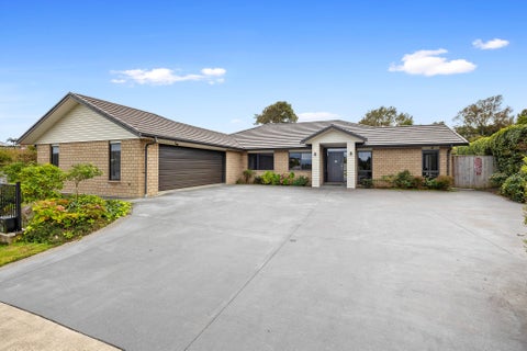 12 Anderson Way, Highlands Park, New Plymouth