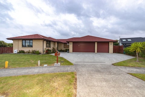 55 Liberty Grove, Kelvin Grove, Palmerston North