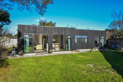 23 Frederick Street, Carterton