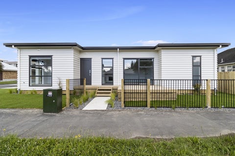 1/2 Searancke Place, Fairfield, Hamilton