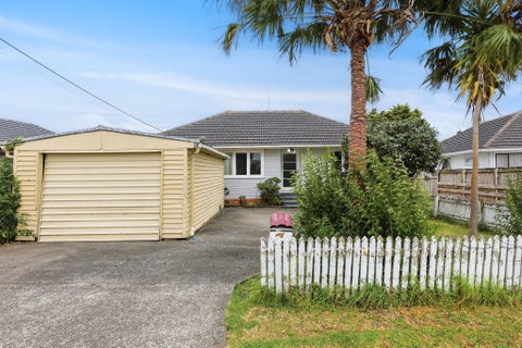 47 Fairdene Avenue, Henderson, Auckland