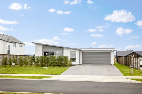 8 Ngaroma Crescent, Whitianga, Whitianga