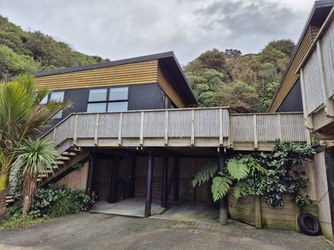 16 Appleton Place, Karori, Wellington