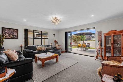 40 Oceania Sands Way, Papamoa Beach, Papamoa