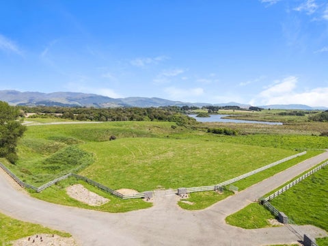 49 Whio Grove, Hokio Beach, Levin