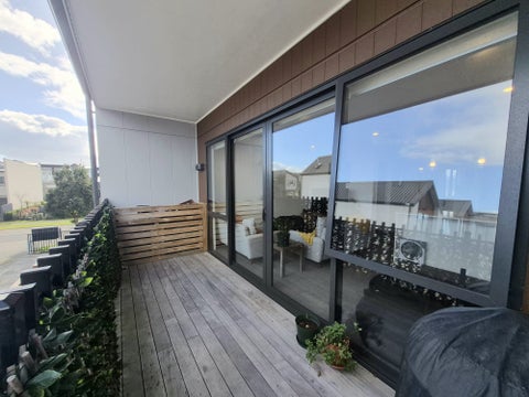 2/16 Unga Place, Beachlands, Auckland