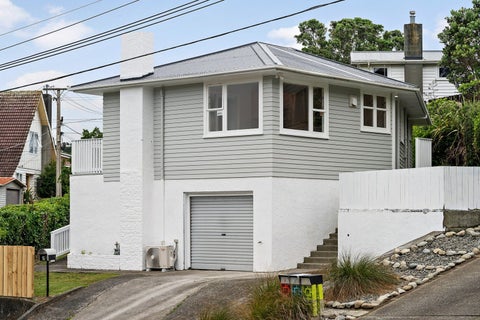 5 Omega Street, Newlands, Wellington
