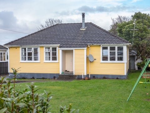 12 Fox Street, Featherston, Featherston