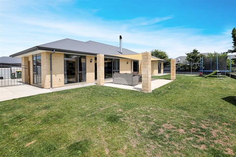 5A Buckleys Terrace, Tinwald, Ashburton