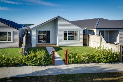 6 Pounamu PLace, Pegasus, Pegasus