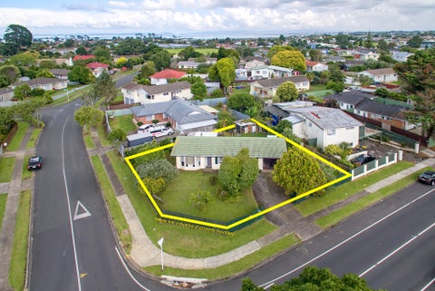 18 Damian Way, Weymouth, Auckland