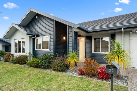 22 Bridgewater Way, Pyes Pa, Tauranga