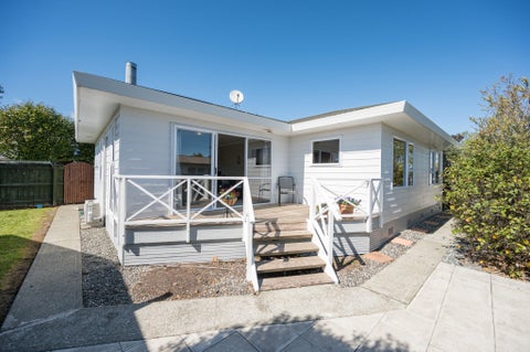 2/30 Aldinga Avenue, Stoke, Nelson