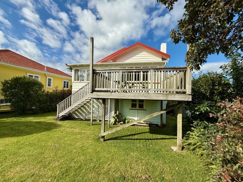 41 Cliff Street, Raglan, Raglan