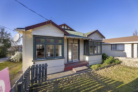 17 Clyde Street, Oamaru North, Oamaru