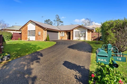 16 Avonglen Court, Wattle Downs, Auckland