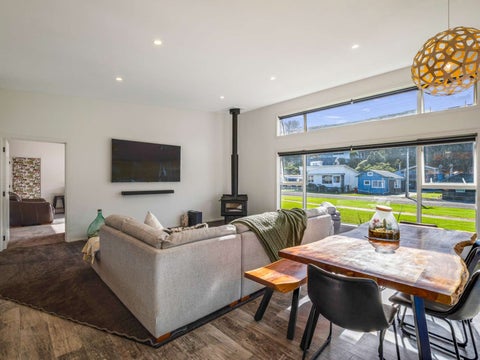 14 Mowhanau Drive, Kai Iwi, Whanganui