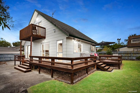 2/109 Wattle Farm Road, Wattle Downs, Auckland