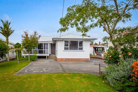 29 Kelwyn Road, Kelston, Auckland