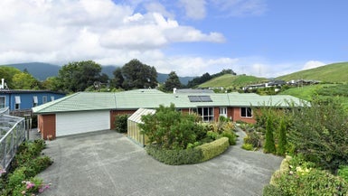 58 Ngawhatu Road, Stoke, Nelson
