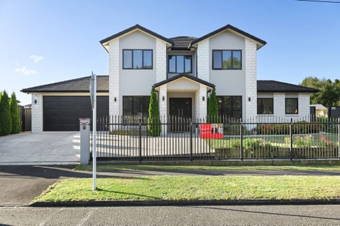 22 Saxbys Road, Glenview, Hamilton