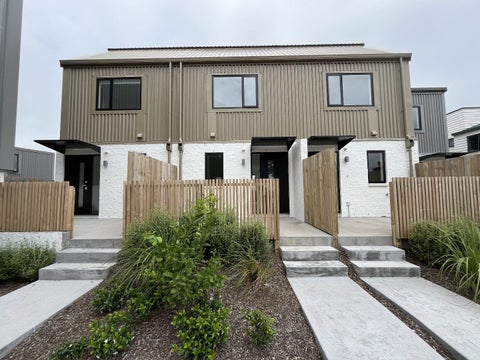 10/11 Ryburn Road, Mount Wellington, Auckland