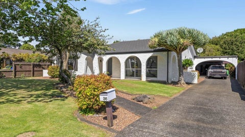 36 Windoma Circle, Manukau, Auckland
