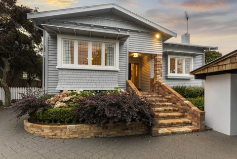 18 Kowhatu Road, One Tree Hill, Auckland