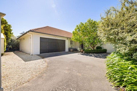100 Brookside Terrace, Bryndwr, Christchurch
