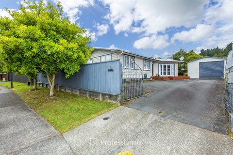 26 Oregon Drive, Maoribank, Upper Hutt