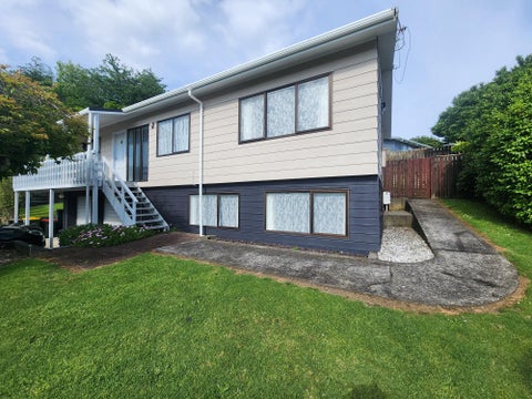 6 Winstone Place, Highlands Park, New Plymouth