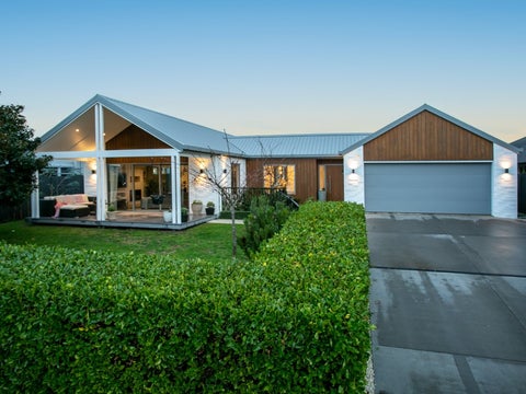 32 Norfolk Drive, Cambridge, Cambridge