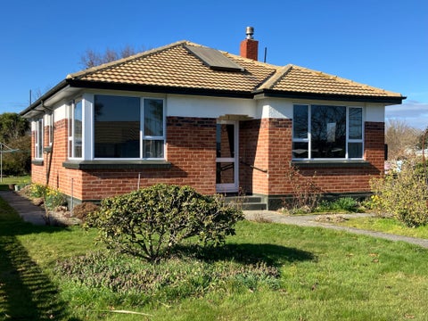 43 Chaucer Street, Milton