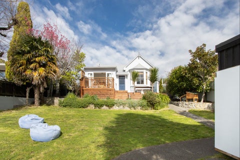 6 Enfield Road, Hospital Hill, Napier